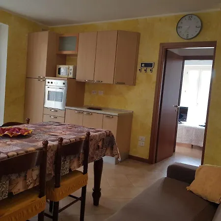 Il Palazzo With A View Of The And Nature Calolziocorte