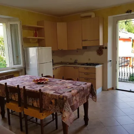 Il Palazzo With A View Of The And Nature * Calolziocorte