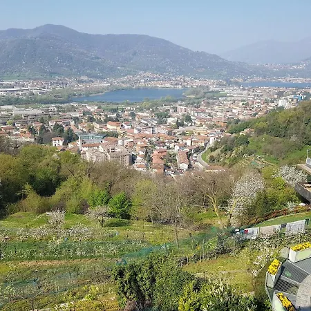 Il Palazzo With A View Of The And Nature