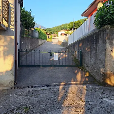 Il Palazzo With A View Of The And Nature * Calolziocorte